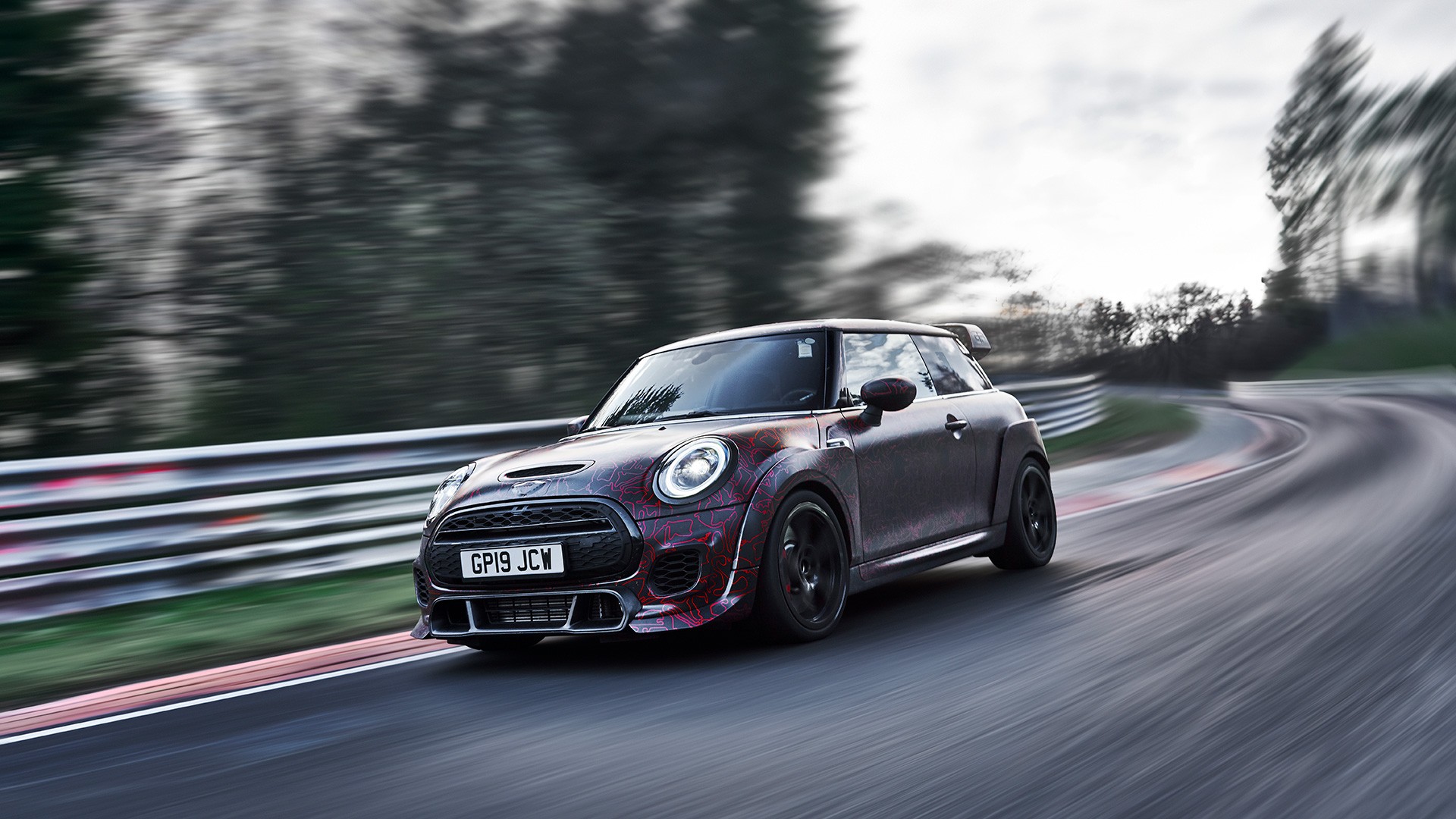 Novo MINI John Cooper Works GP em Nordschleife.